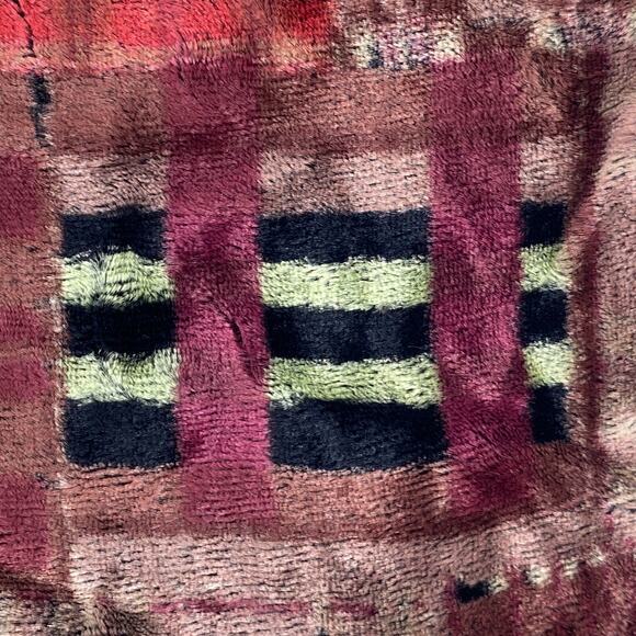 IDEA PLUS Scarf Womens Fleece Geometric Wrap Rectangle Velvet Maroon 10 x 54 in - Picture 5 of 10